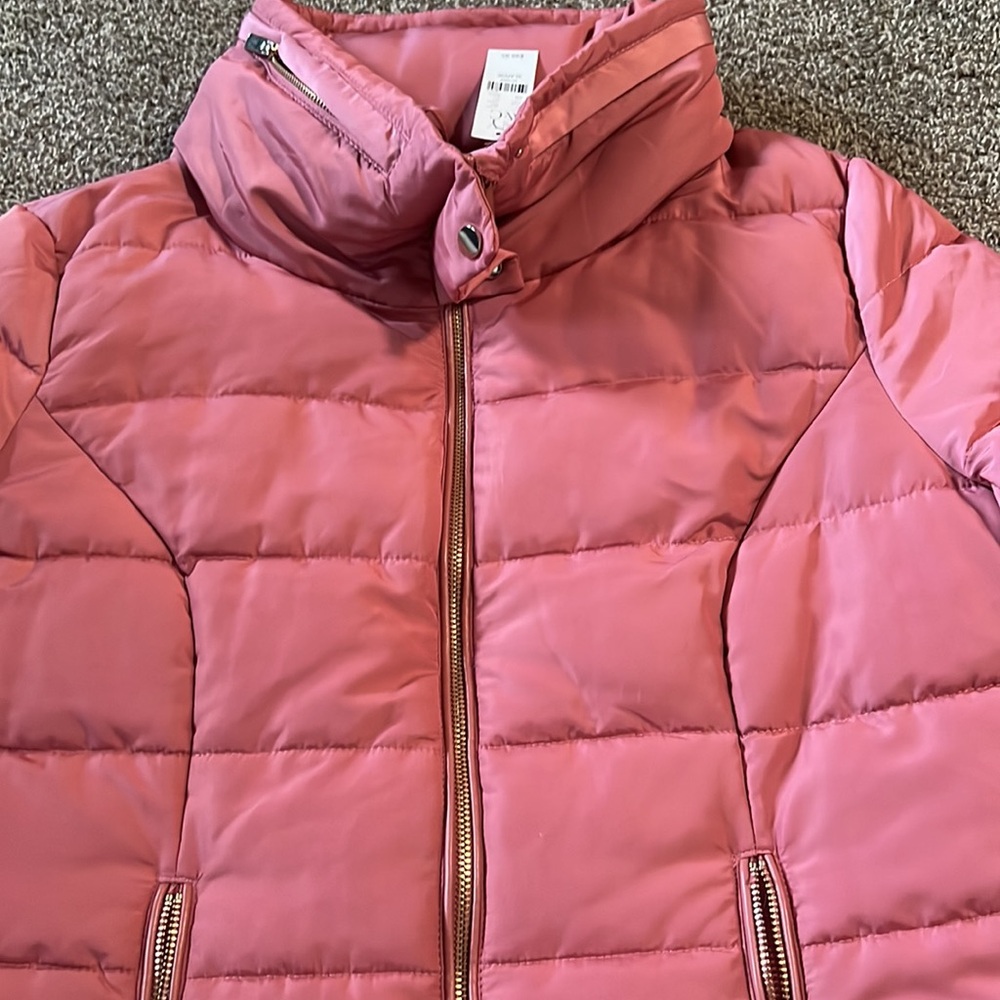 NEW💕 Hooded Women’s puffer Coat